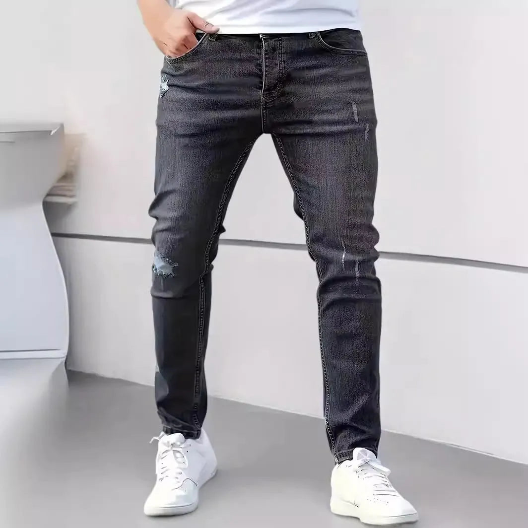 American-style slim-fit stretch denim jeans for men – mid waist, non-iron, available in black