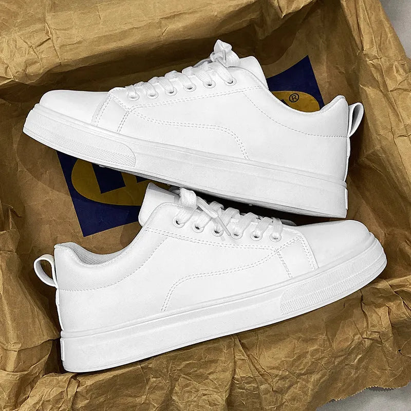Men's Korean-style low top breathable sneakers in black and white colour options