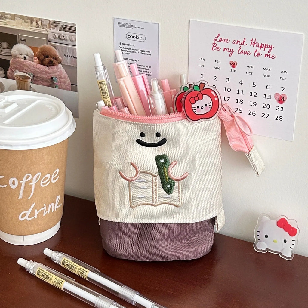 Brown Korean-style cartoon pencil case with Oxford fabric and collapsible design measuring 17x14cm