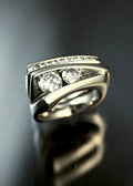 Women's geometric three-dimensional half-edge heart ring with micro inlaid zircon in brass electrical degree white steel