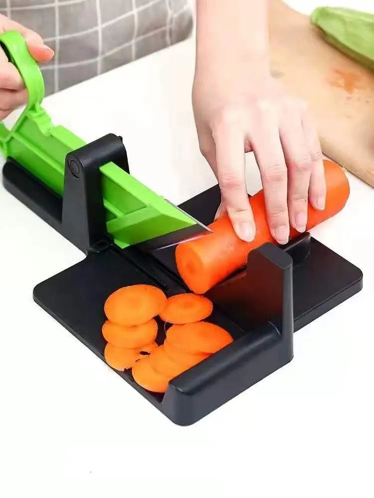 Green or red plastic vegetable cutting machine with stainless steel blades for carrots and potatoes