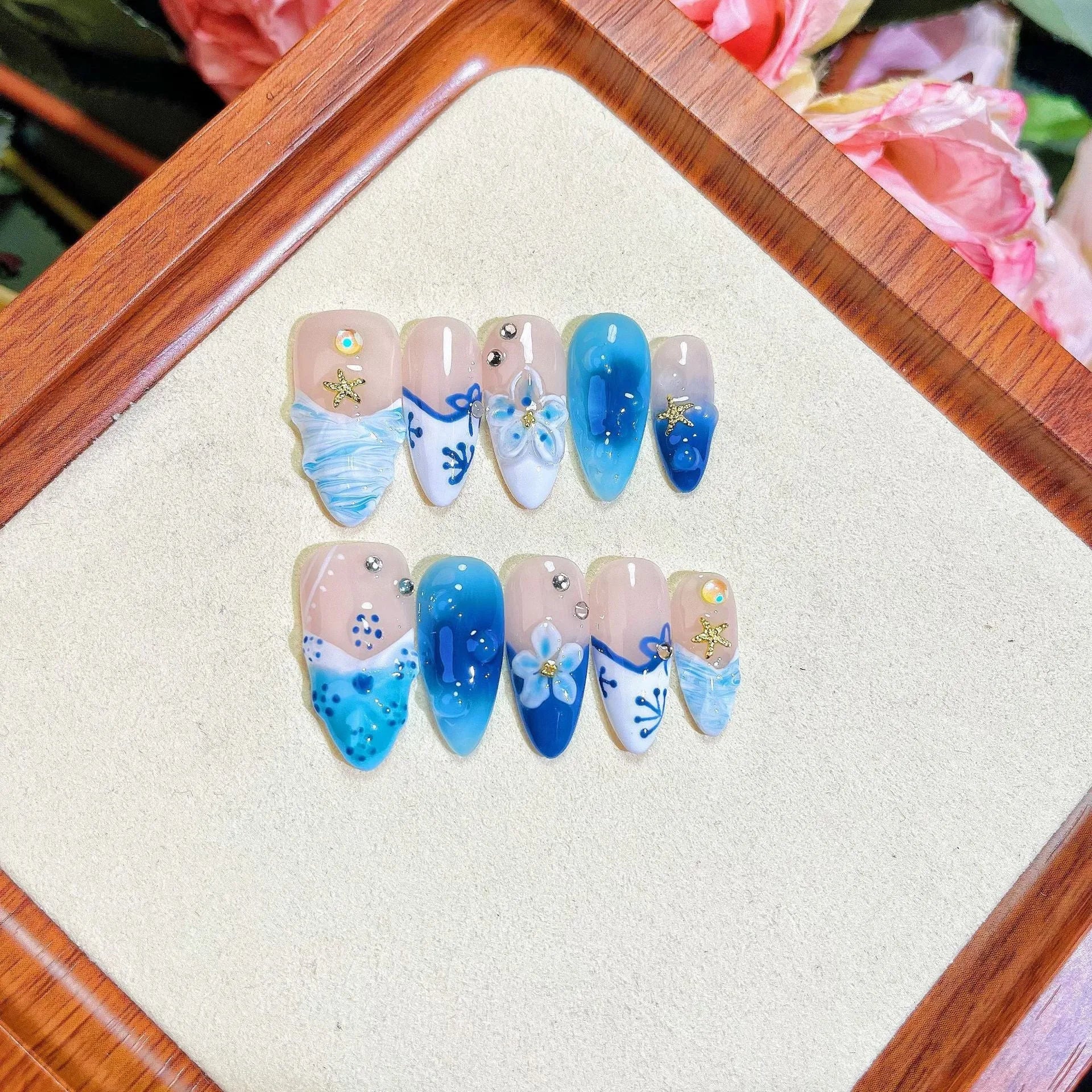Blue hand-painted carved summer ice transparent plastic fake nails with armour set