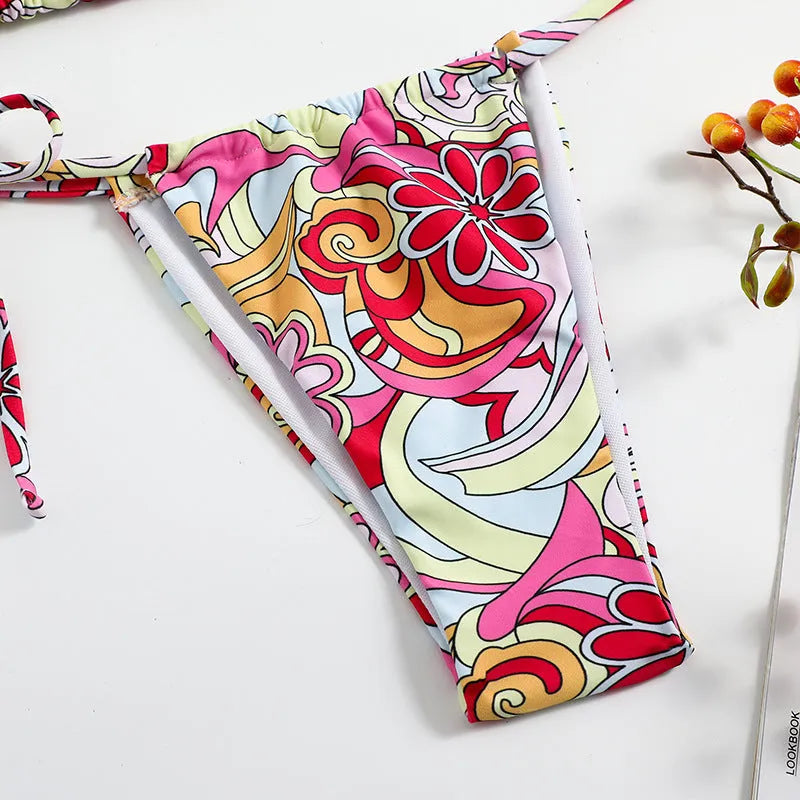 Women's triangle print halterneck bikini set with separate top and bottom pieces