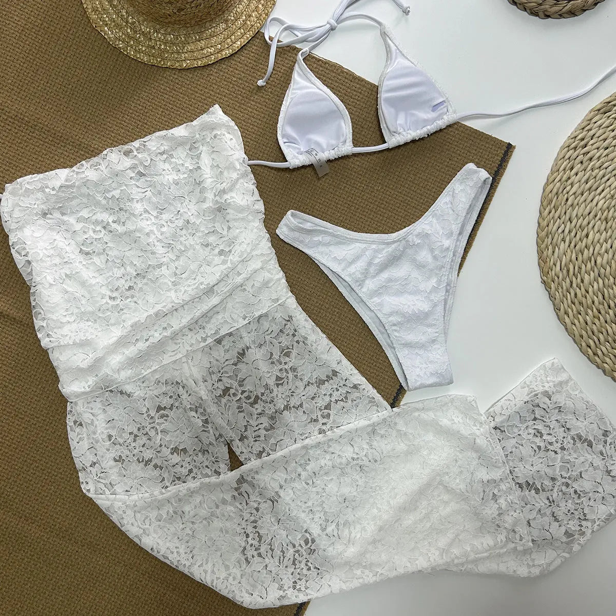Lace three-piece ladies swimsuit set in solid colour C3664 White