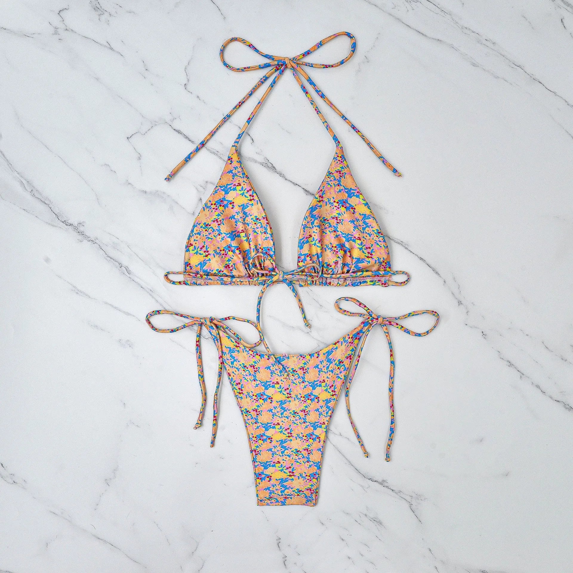 Lace-up bikini swimsuit set with backless design in picture colour