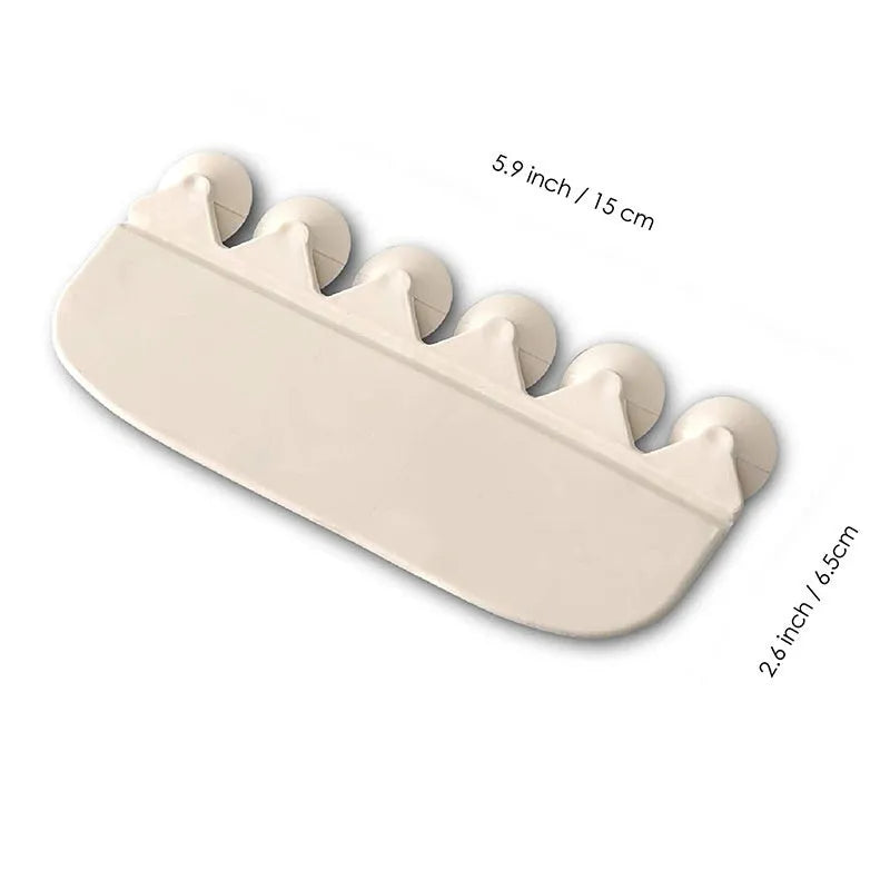 White PVC toilet ring urine blocking board for children's toilet training splash prevention