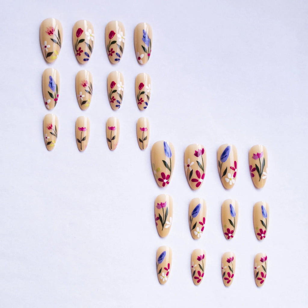 European American style almond-shaped removable nail armour with rose and tulip floral patterns