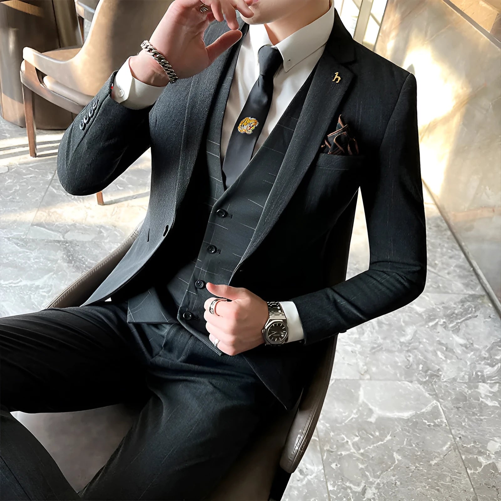 Men's slim fit British style business suit in black and dark grey cotton blend fabric