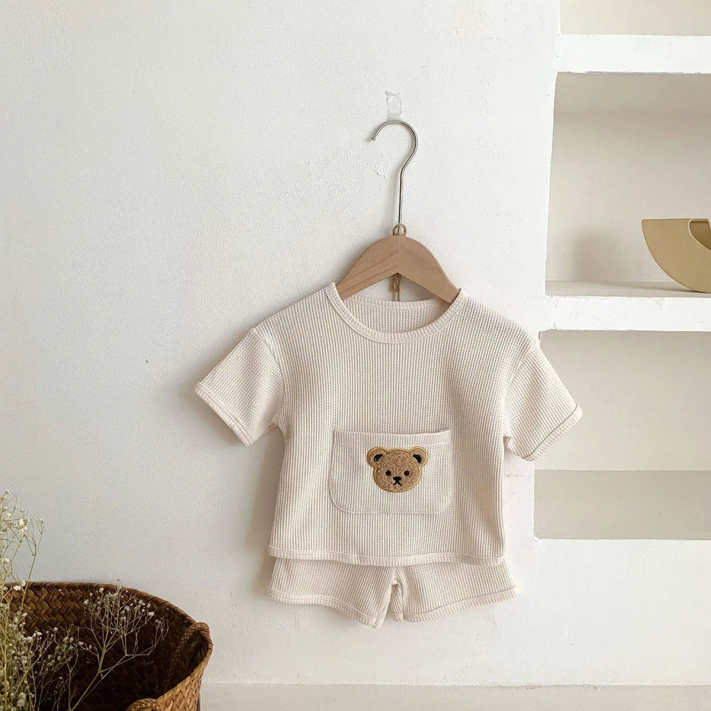 Unisex baby summer two-piece cotton bear top and shorts suit in beige