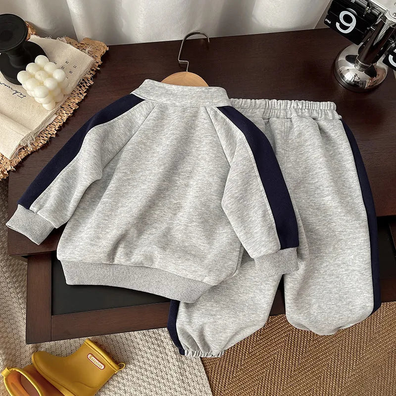Boys' grey colour matching letters sweater suit set with long sleeve top and trousers on child