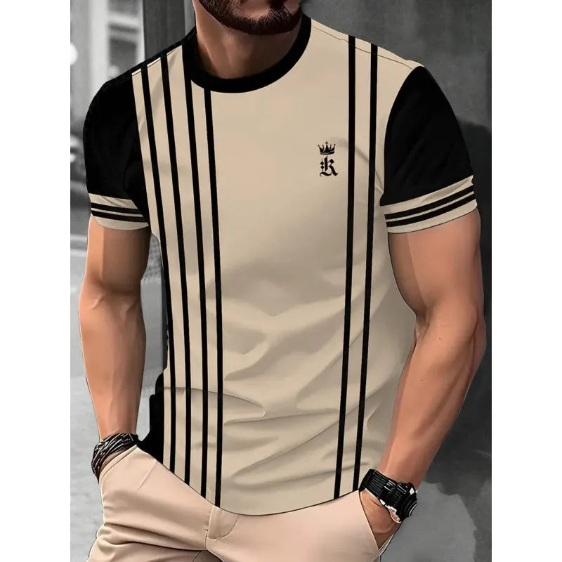 Man wearing a loose-fit short-sleeved T-shirt with a digital 3D printed striped pattern.