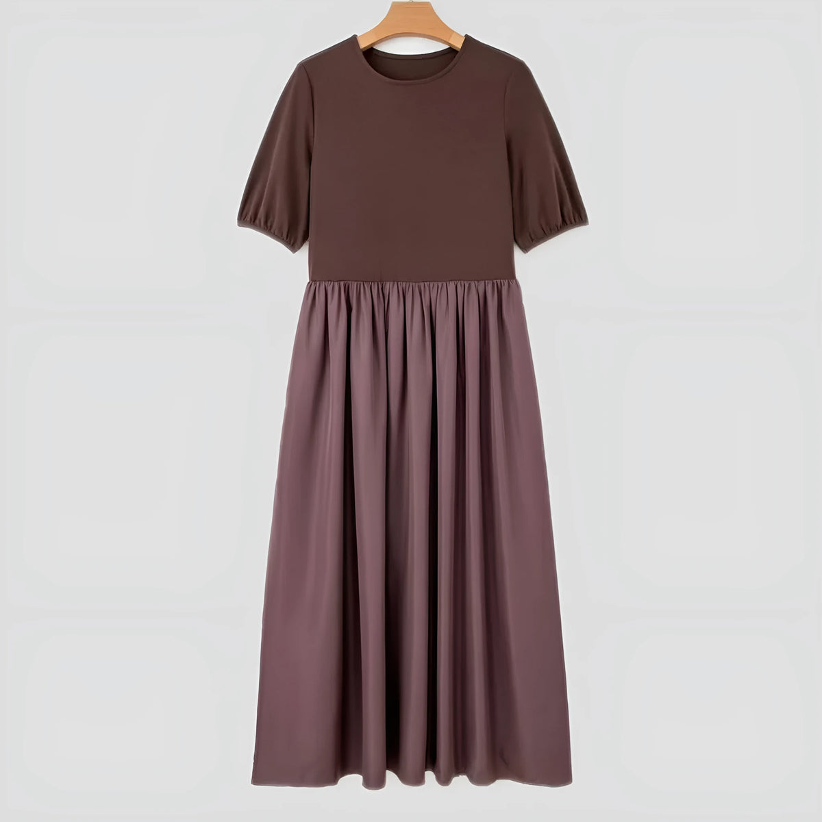 Women's short sleeve knitted patchwork dress in coffee with high waist and mid-length skirt, sizes S to XL