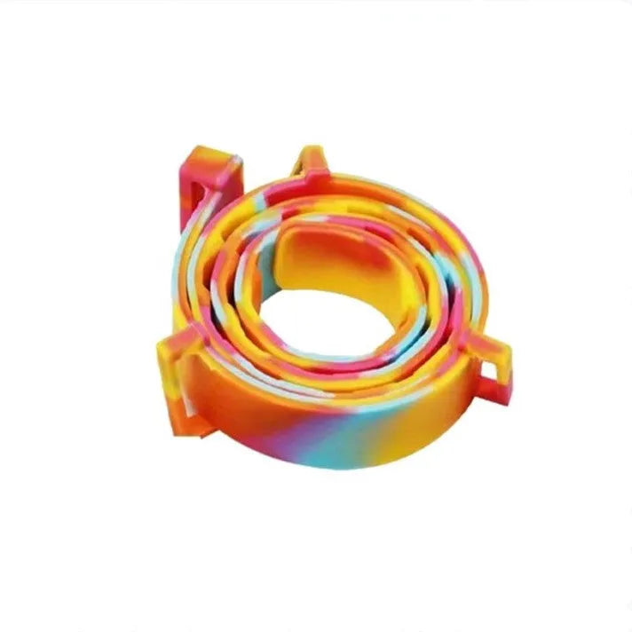 Rainbow-boxed plastic flea and anti-lice collar for cats or dogs, showing 38cm and 62cm size options.