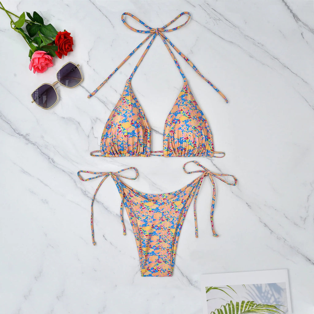 Lace-up bikini swimsuit set with backless design in picture colour