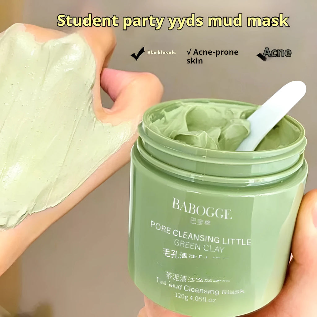 Tea mud cleansing clay facial mask in container with daub-type application