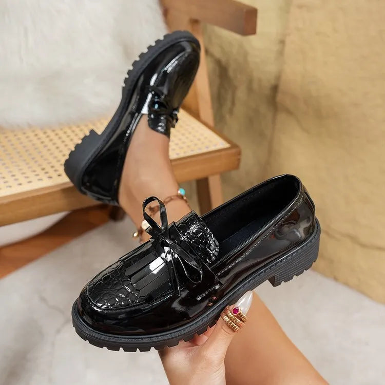 Women's brown and black bow loafers with PU upper in various sizes for spring and autumn wear