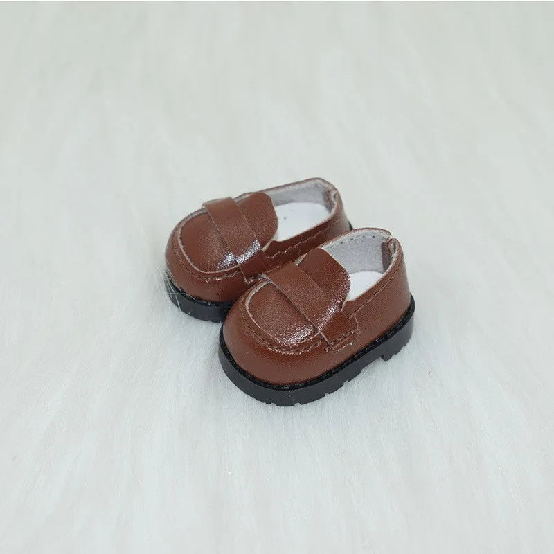 17cm doll replacement shoes in multiple colours including black boots, pink heels, and white leather shoes