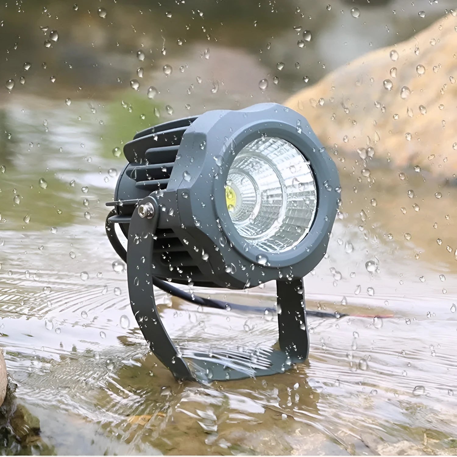 LED plug-in garden tree landscape spotlight IP65 waterproof outdoor lawn lamp warm white light