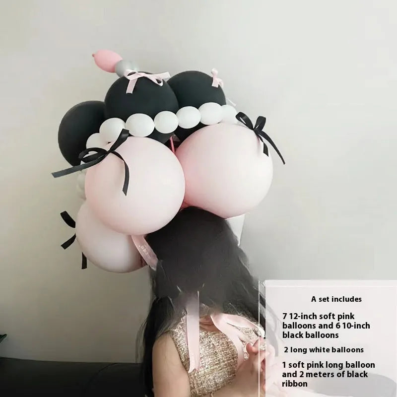 Balloon bouquet DIY kit for cake decoration with round latex balloons in complete material package
