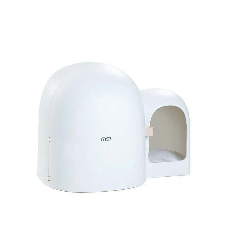 Fully enclosed oversized cat litter box in Aurora White colour with dimensions 67.7cm by 49cm.