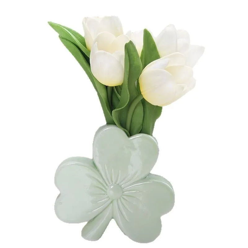 European-style white porcelain ceramic vase in pink, red, light green or white colours