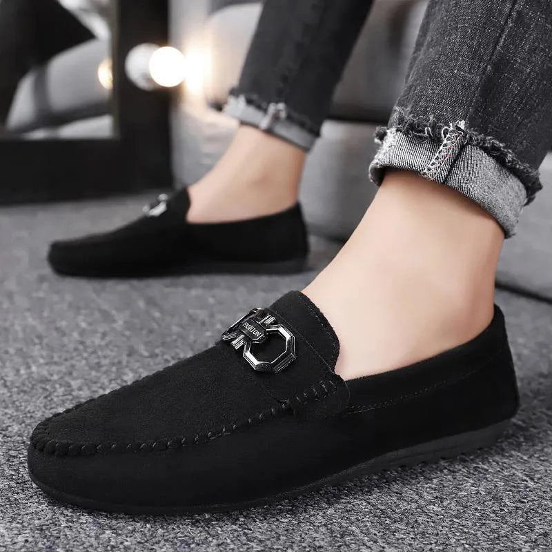 Men's black and grey suede casual shoes with cowhide leather and rubber sole